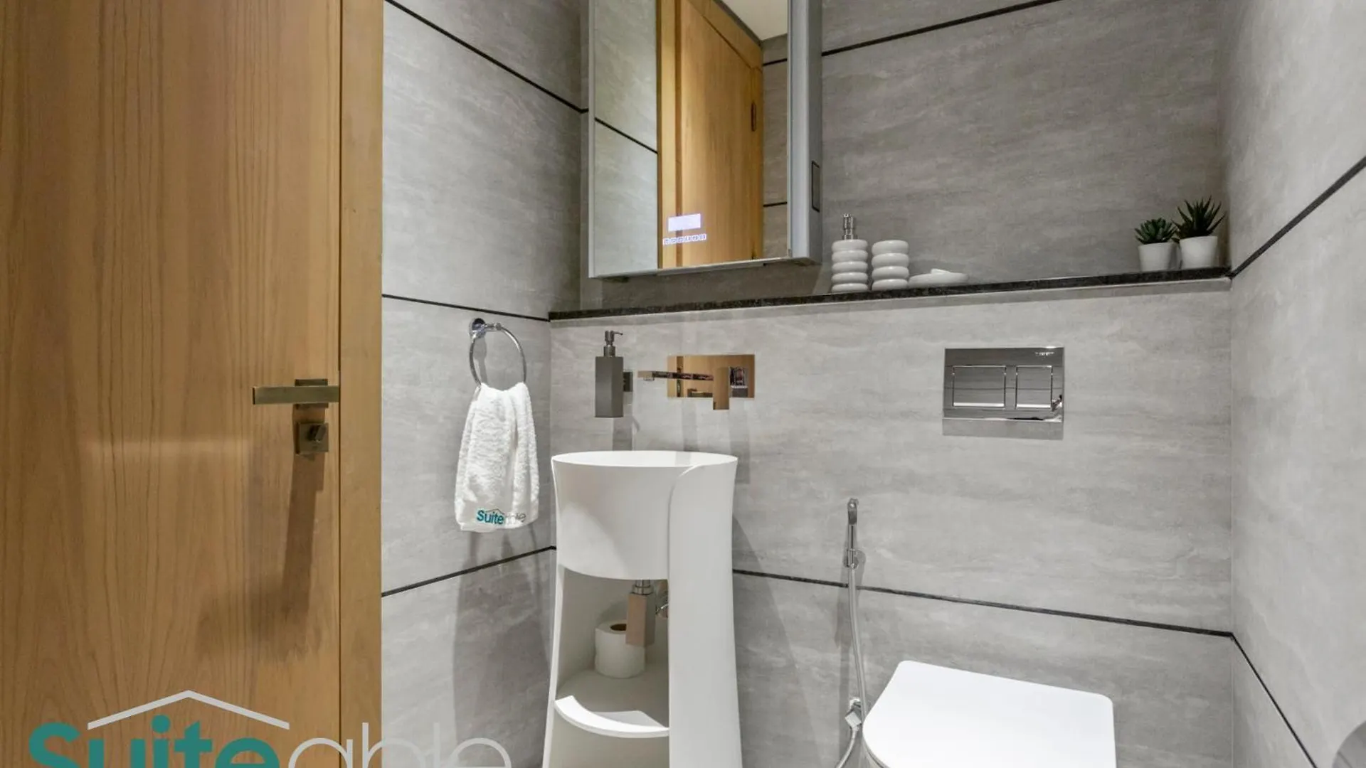 Apartment Aesthetic Studio With Stunning Pool View In Jvc Dubai