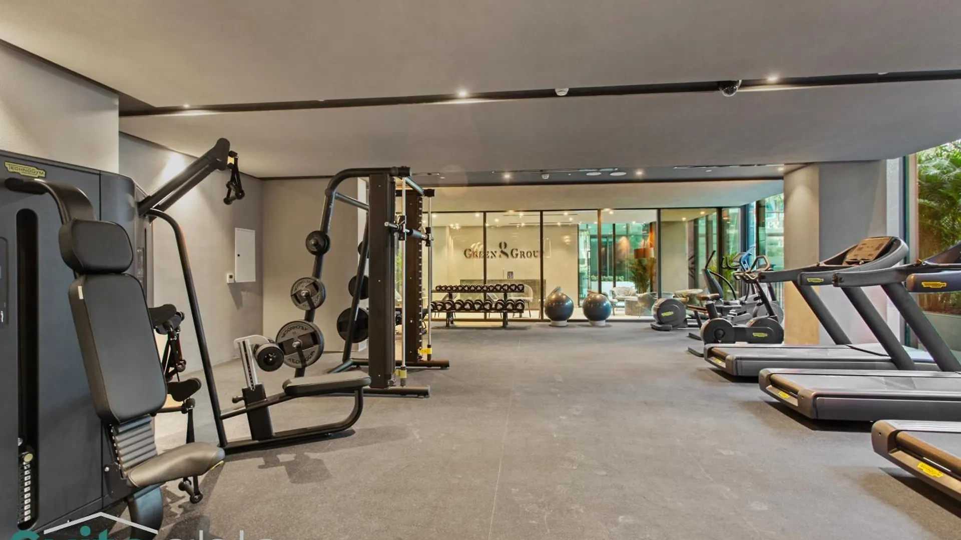 Aesthetic Studio With Stunning Pool View In Jvc Dubai