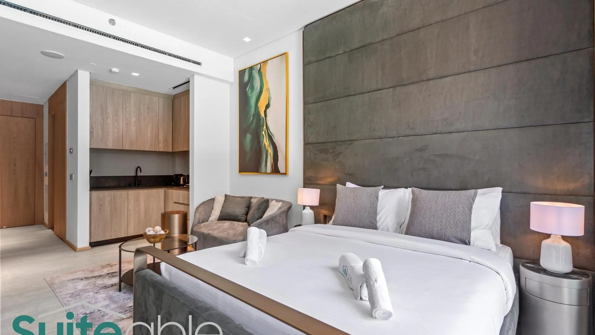 Aesthetic Studio With Stunning Pool View In Jvc Dubai